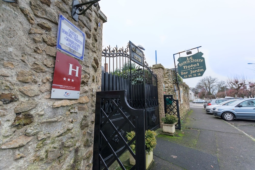 Le Relais Cicero, Hôtel à La Flèche