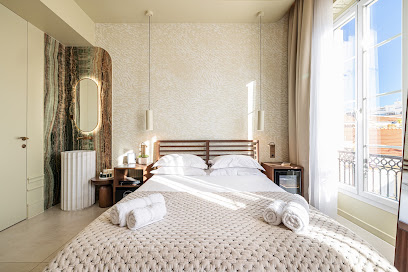 Naomi Nice, Hôtel à Nice