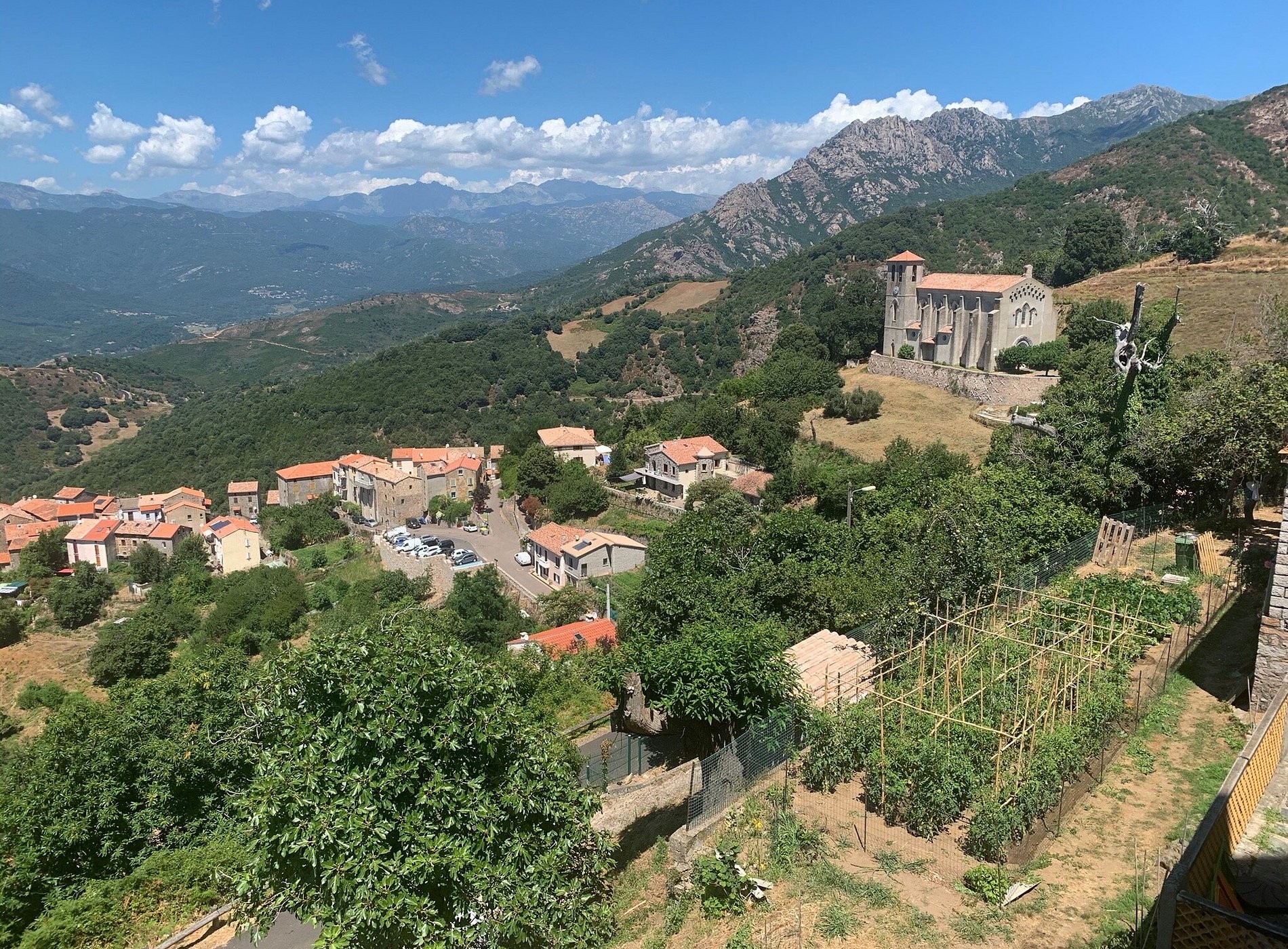 Sole E Monte, Hôtel à Cuttoli-Corticchiato