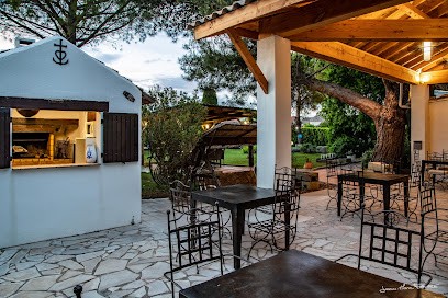 Lou Garbin, Hôtel à Saint-Laurent-d'Aigouze