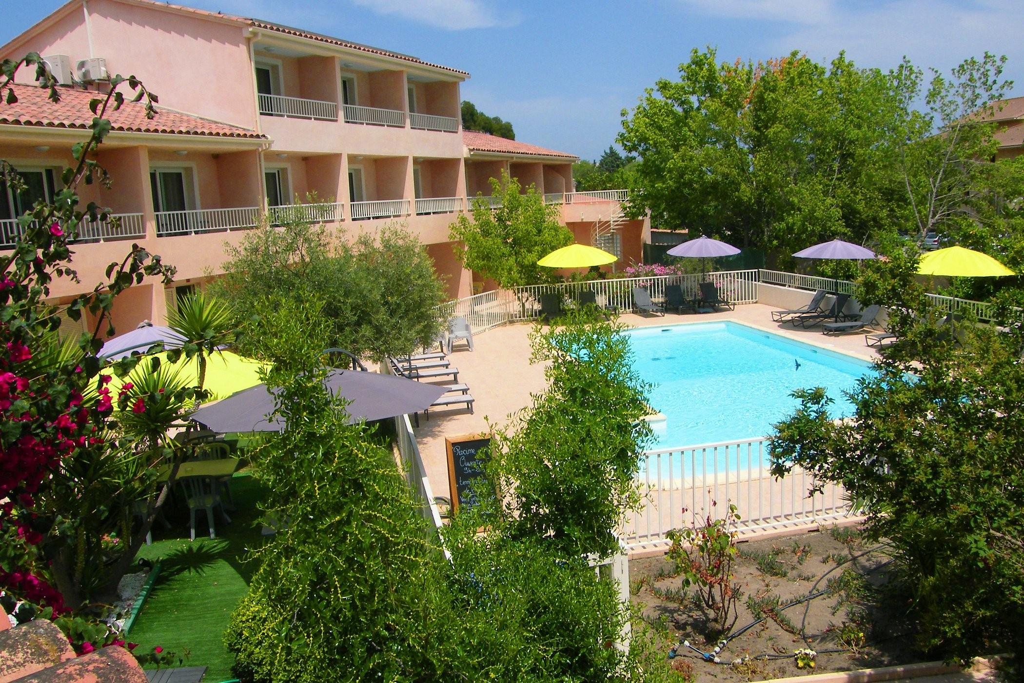 L'Empereur, Hôtel à Aléria