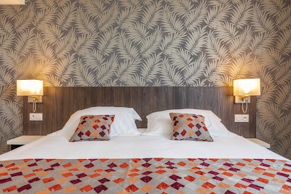 Brit Hotel - Hotel De L'Hippodrome, Hôtel à Ploërmel