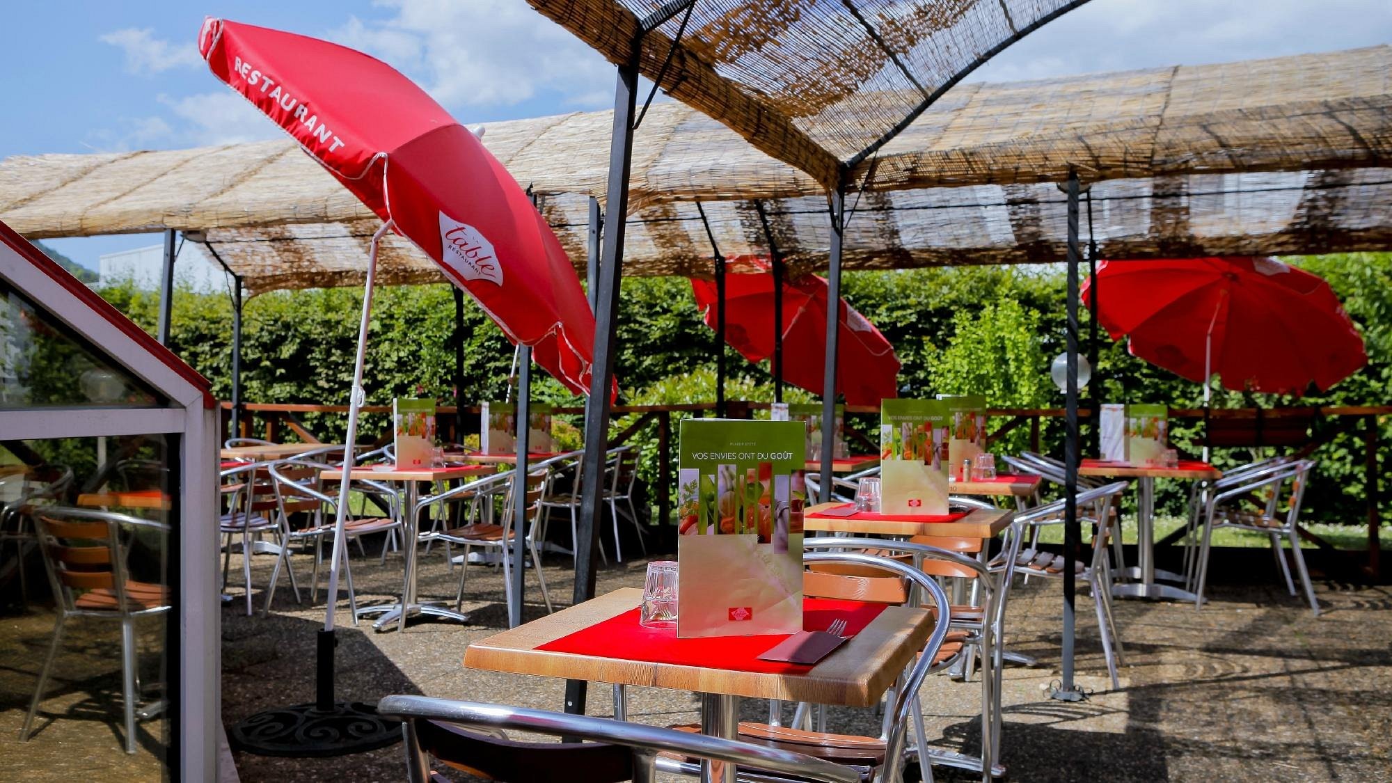 Ibis Grenoble Université, Hôtel à Gières