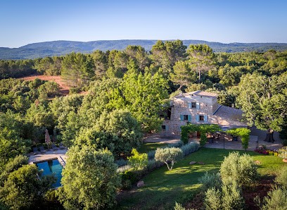 La Bastide des Gomberts - Villa Privée, Hôtel à Flayosc