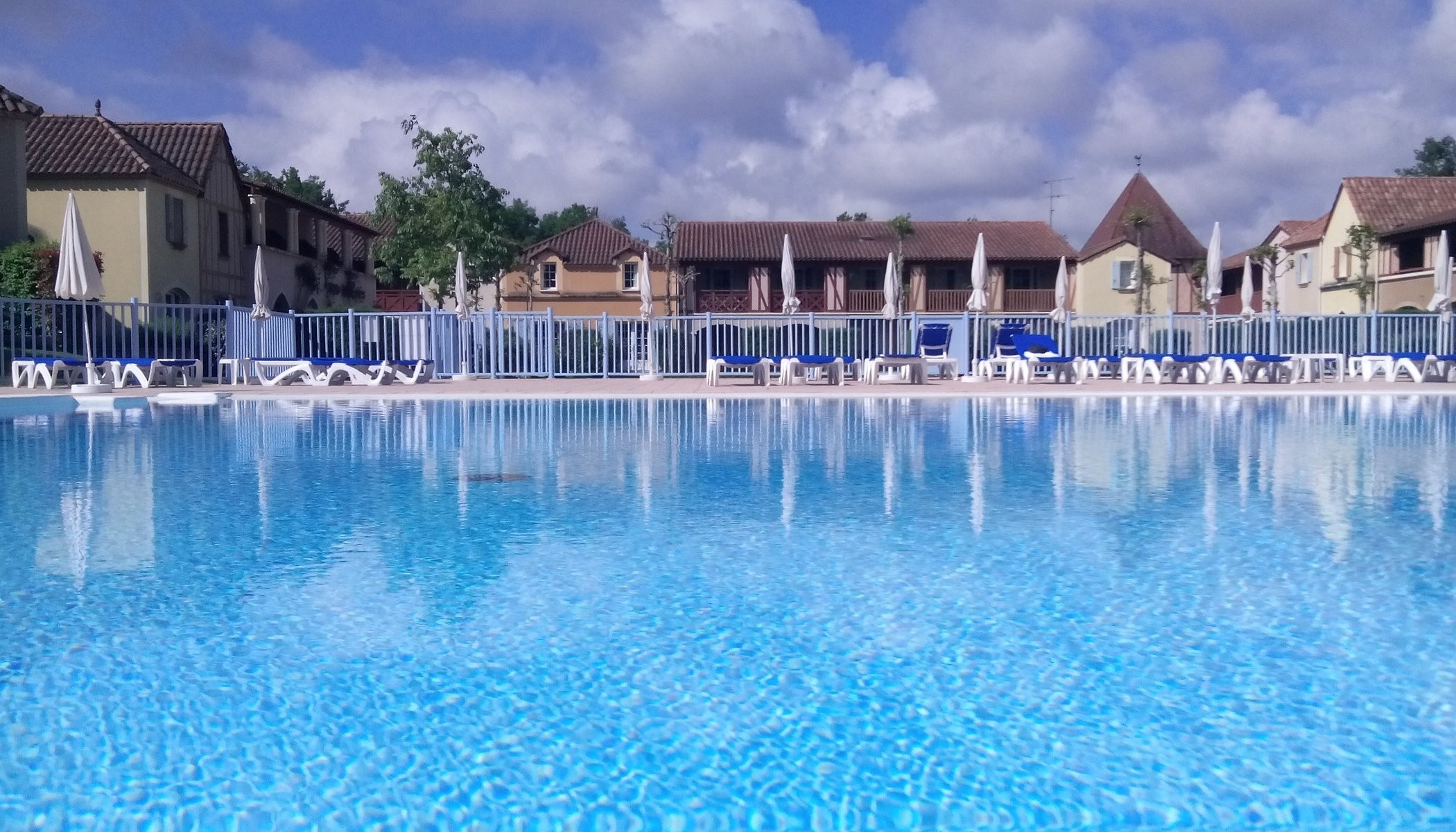 Résidence LAC MONDESIR, Résidence Hôtelière à Monflanquin