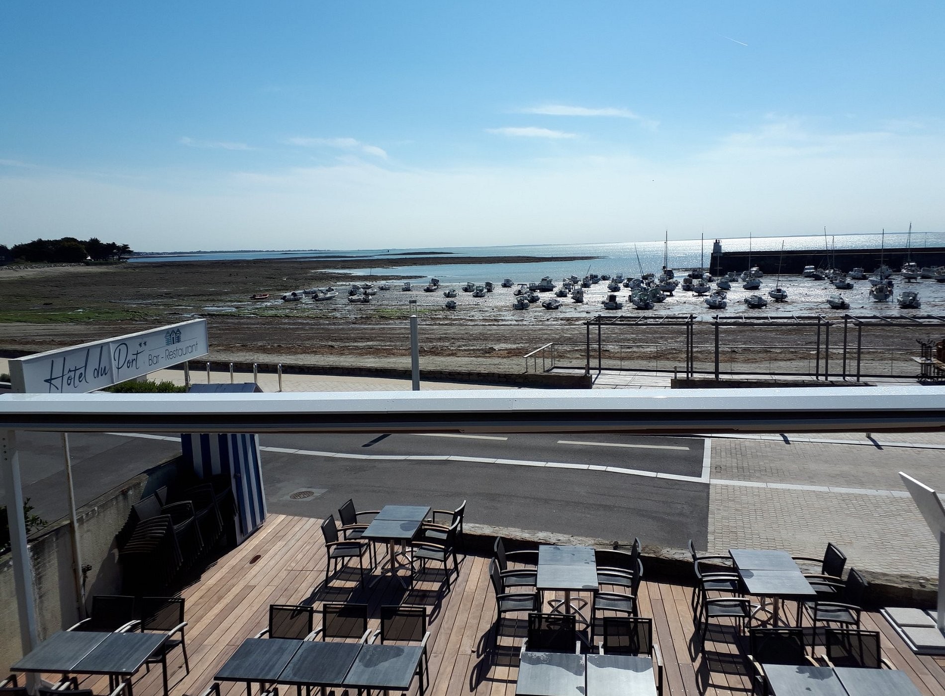 Hôtel Du Port Bar Restaurant, Hôtel à Sarzeau