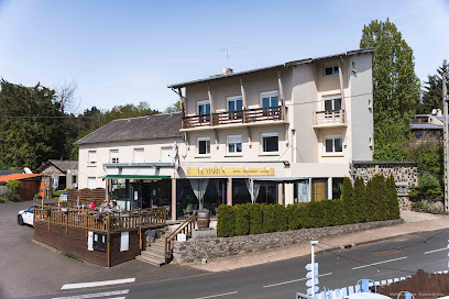 Le Marius Hotel Hôtel à Aydat