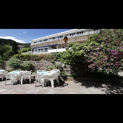 Hotel Cyrnea, Hôtel à San-Martino-di-Lota