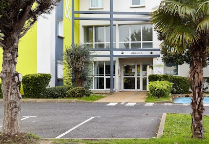 B&B HOTEL Evry Lisses 2, Hôtel à Lisses