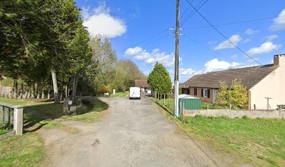 Unique & Secluded - Le Mans Apartment, Hôtel à Coulans-sur-Gée