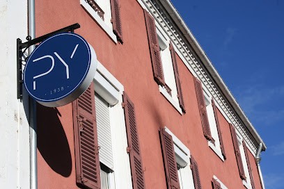 Hôtel Restaurant Les Pyrénées, Hôtel à Mont-de-Marsan