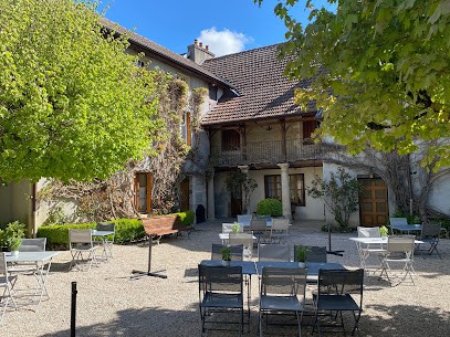Logis Relais De La Source, Hôtel à Saint-Seine-l'Abbaye
