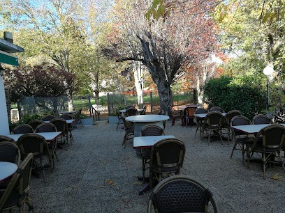 Bar Tabac Hôtel Restaurant, Hôtel à Beauregard-et-Bassac