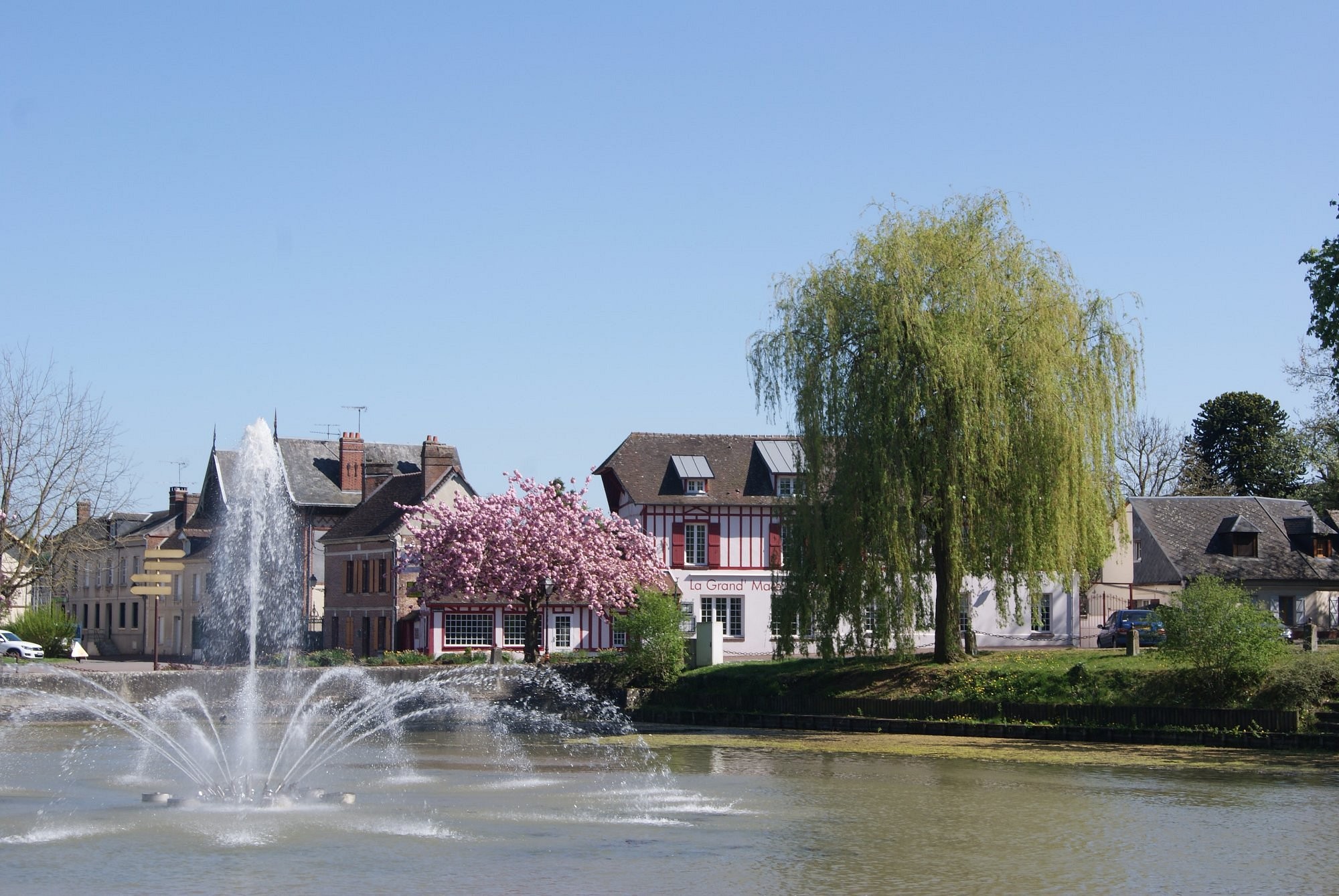 Hôtel Restaurant La Grand Mare, Hôtel à Conches-en-Ouche