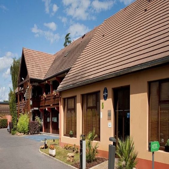 Hôtel Restaurant Campanile Vert Saint Denis, Hôtel à Vert-Saint-Denis