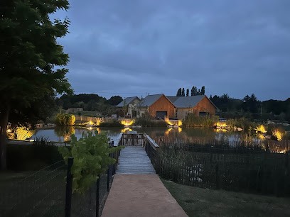 Sol'm Villa & Lodges Solesmes, Hôtel à Solesmes