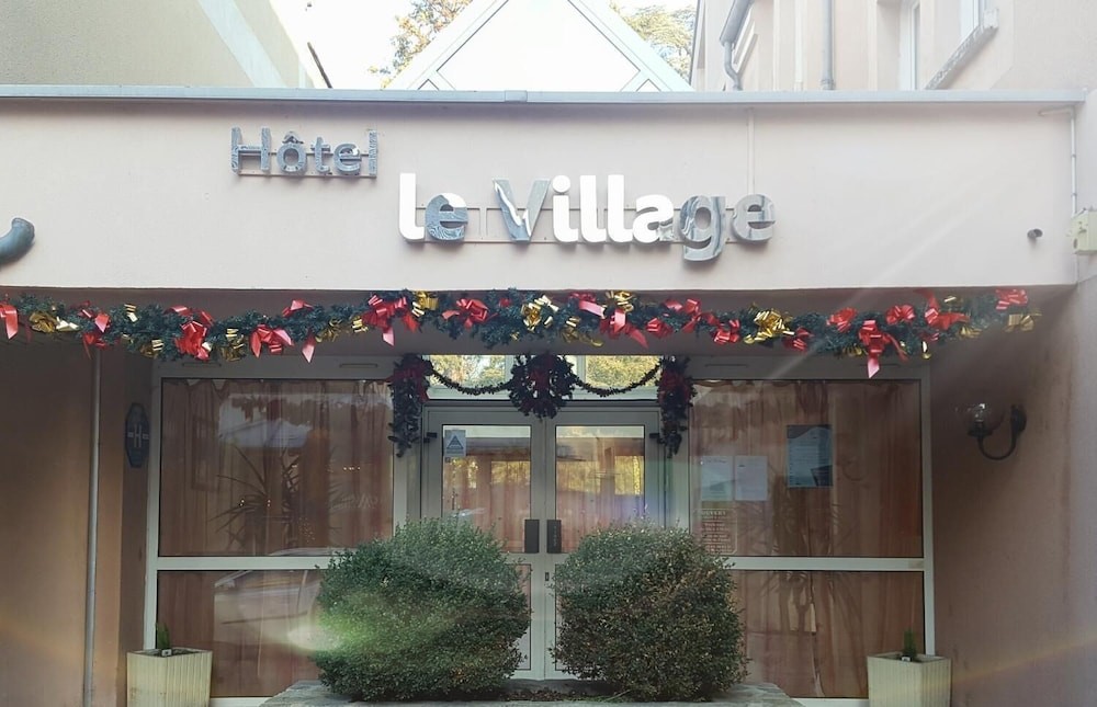 Hotel Le Village, Hôtel à Gif-sur-Yvette