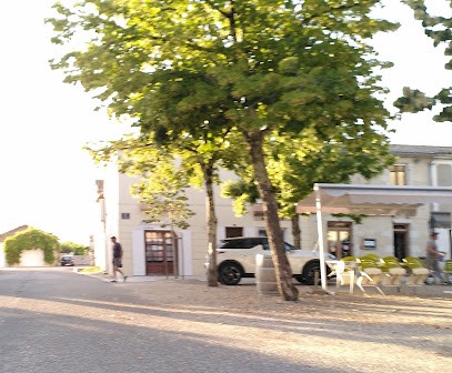 Restaurant Hôtel Les Tilleuls, Hôtel à Monségur