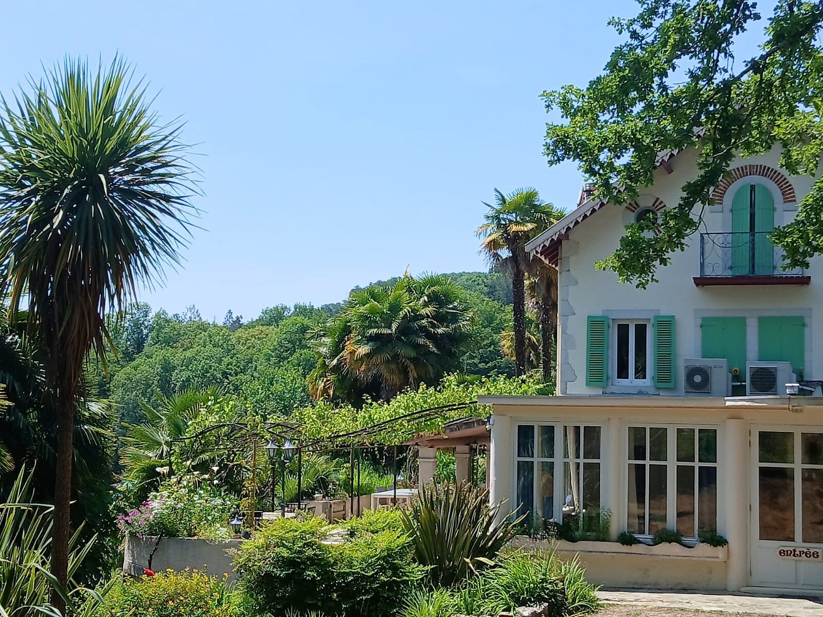 Maison Tournesol Hôtel à Gan