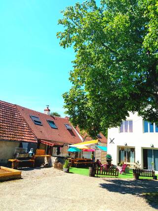 Gîte Aux Quatre Saisons Hôtel à Pougny