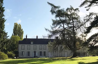 Domaine Les Bruyères - Clémentine Et Julien De Clédat, Hôtel à Autry-le-Châtel