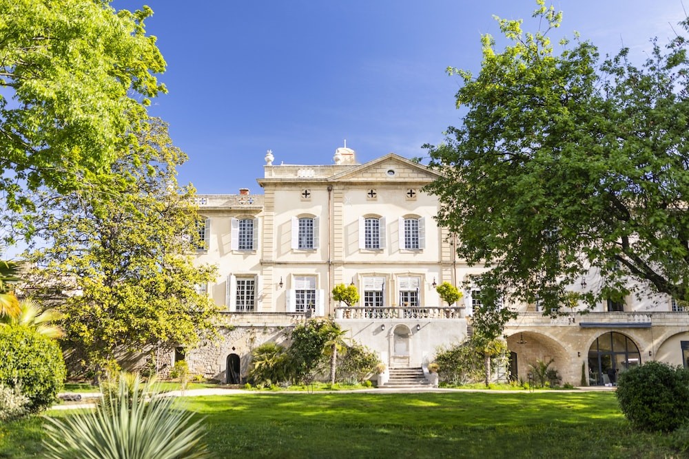 Château De Collias, Hôtel à Collias