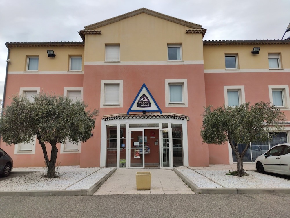 Akena City Chateaurenard, Hôtel à Châteaurenard