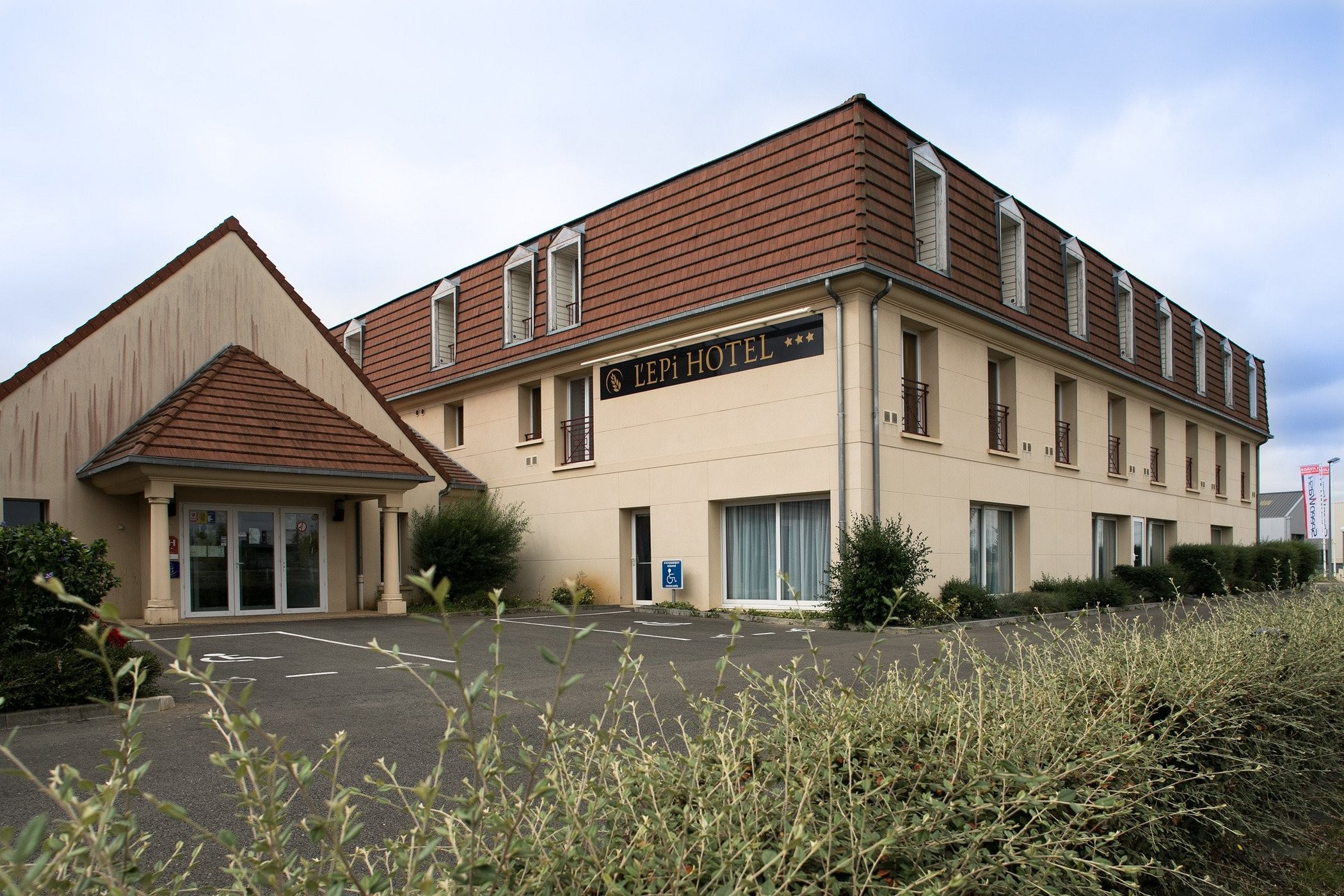 L'epi Hotel, Hôtel à Épernon