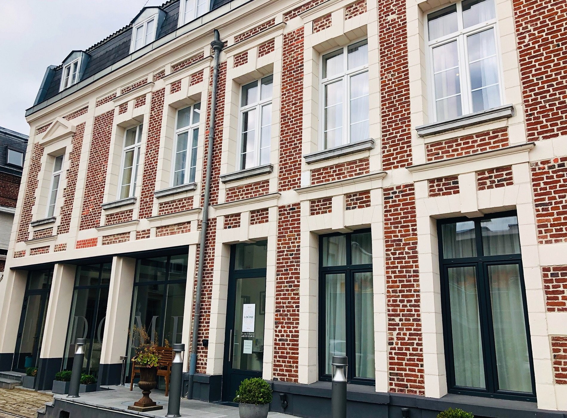 Le Dome Hotel, Hôtel à Arras