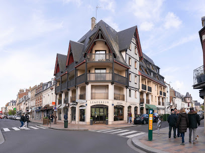 Modern Apartment With Parking Place Morny - Belvilla By Oyo Hôtel à Deauville