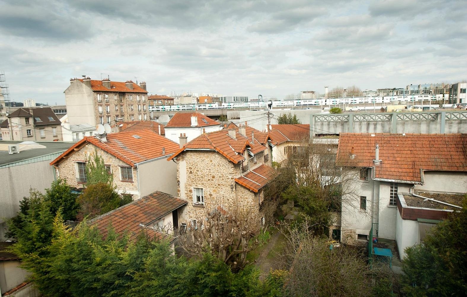 Milton Hotel, Hôtel à Neuilly-Plaisance