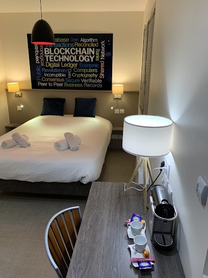 Appart4saisons - Appart'hôtel Cholet - Parking Garage Gratuit, Hôtel à Cholet