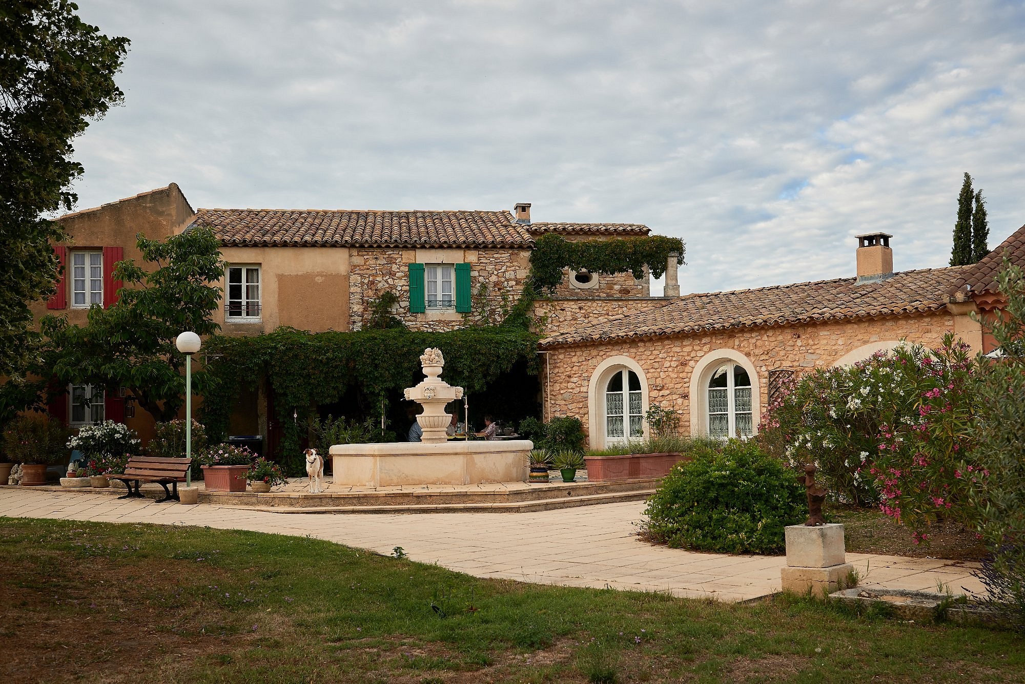 Mas De La Tour, Hôtel à Gargas