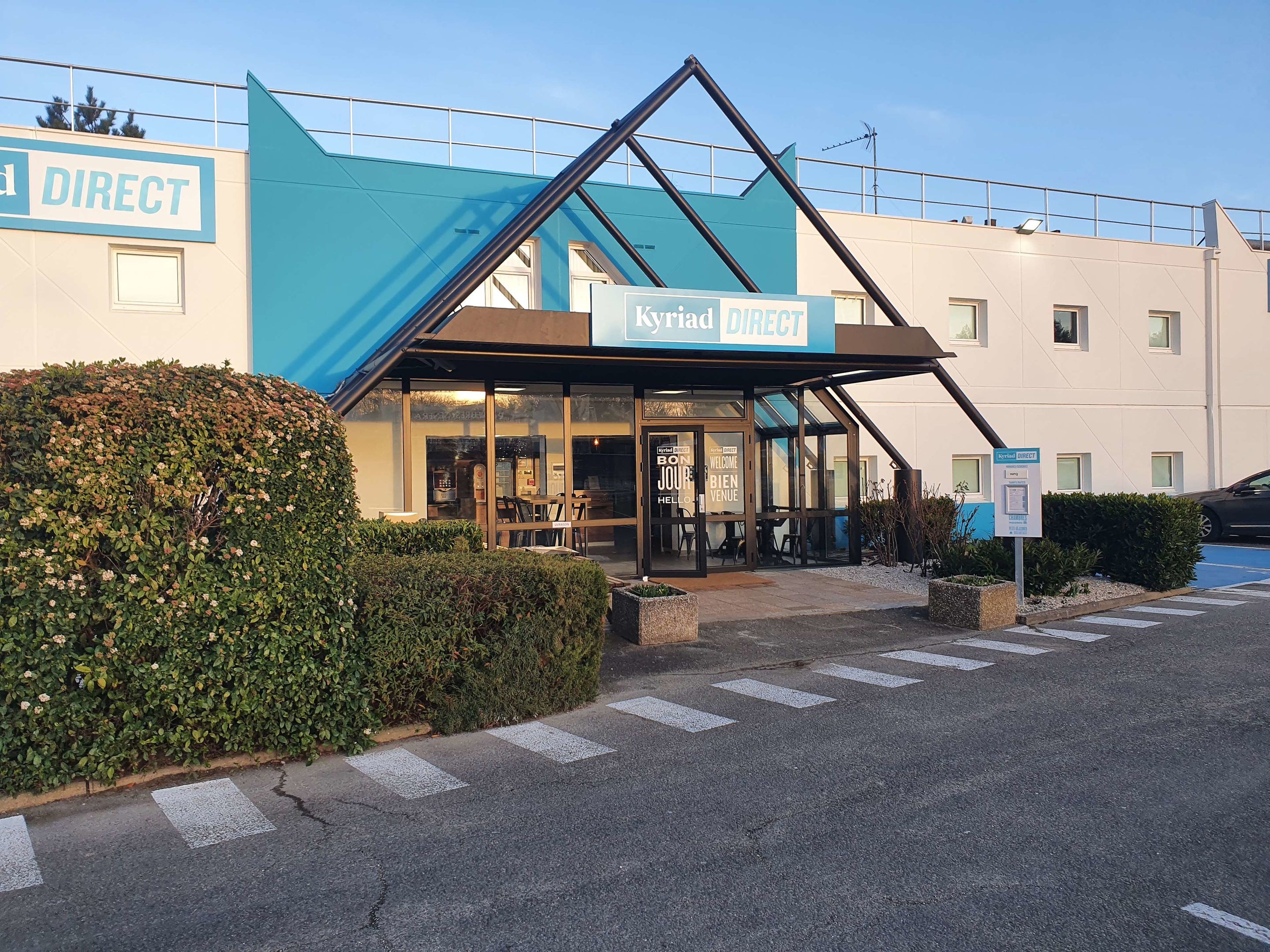 Hôtel KYRIAD DIRECT CAEN NORD – Memorial, Hôtel à Saint-Contest