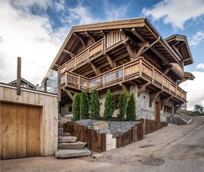 Chalet Les 3 Oursons - Mauselaine - Gérardmer - Location - Au Pied Des Pistes - Vue Lac - Sauna - Spa, Hôtel à Gérardmer