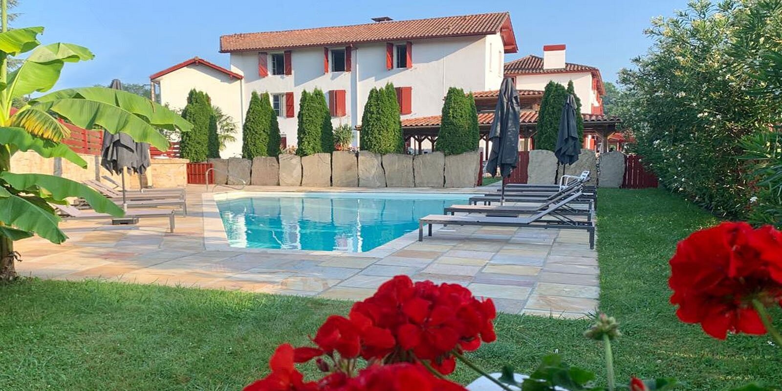 Hotel Restaurant Txistulari, Hôtel à Itxassou