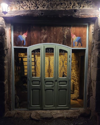 Le Relais Des Eléphants Colorés, Hôtel à Virlet