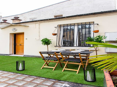 Private Terrace Apartment -1Bdr/ 6P-Sacré-Cœur - Belvilla By Oyo Hôtel à Paris 18