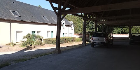 Hôtel De La Promenade-Poulaines, Hôtel à Poulaines