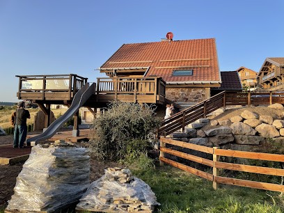 Chalet Le Refuge des 3 Oursons - Mauselaine - Gérardmer - Location - Au Pied Des Pistes - Vue Lac - Sauna - Spa de nage, Hôtel à Gérardmer