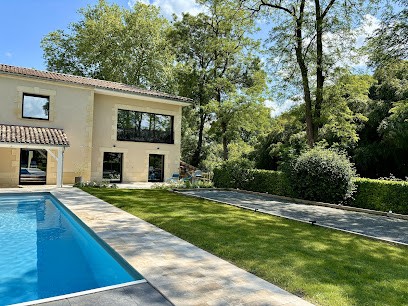 La Maison L’Eperon 5 Double Rooms Villa For Vacation Rental With Swimming Pool Surrounded By Vineyards, Hôtel à Vérac