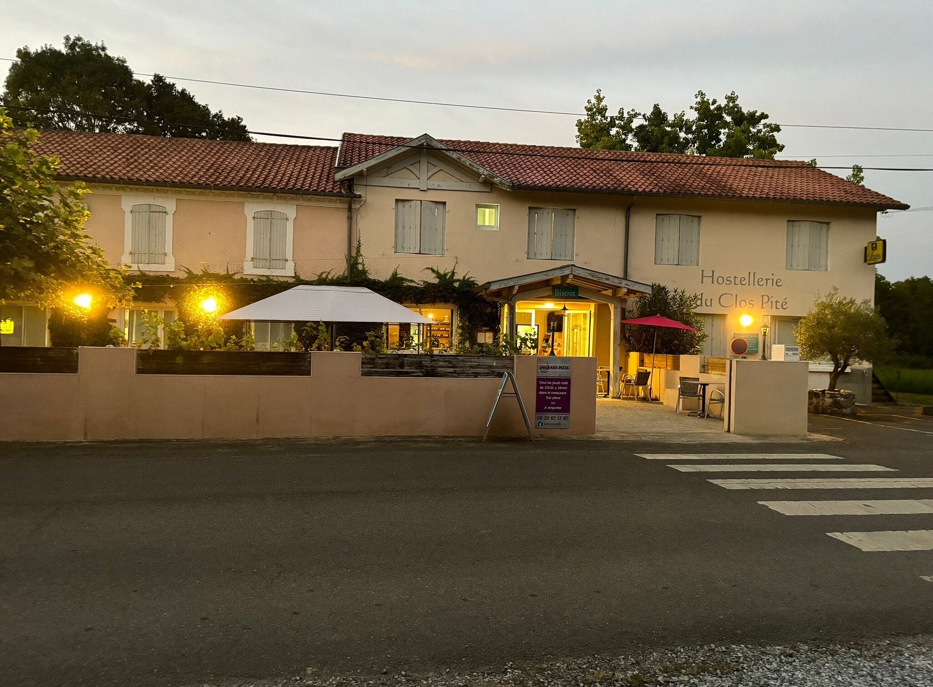 Logis Hôtel Le Clos Pité, Hôtel à Préchacq-les-Bains