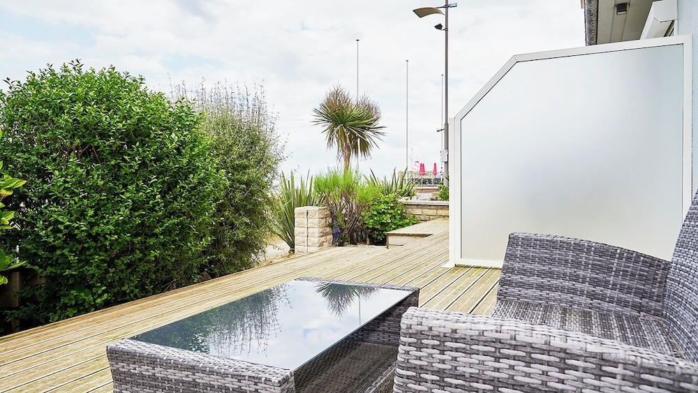 Logis Hôtel La Cremaillère, Hôtel à Courseulles-sur-Mer