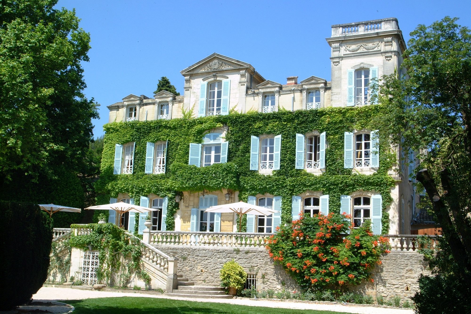 Chateau De Varenne, Hôtel à Sauveterre
