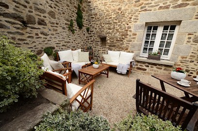 Hotel De La Porte Saint Malo, Hôtel à Dinan