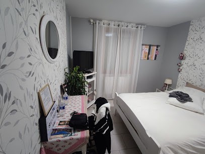 Chambre D'hôtes La Clé Du Bonheur, Hôtel à Mesnils-sur-Iton