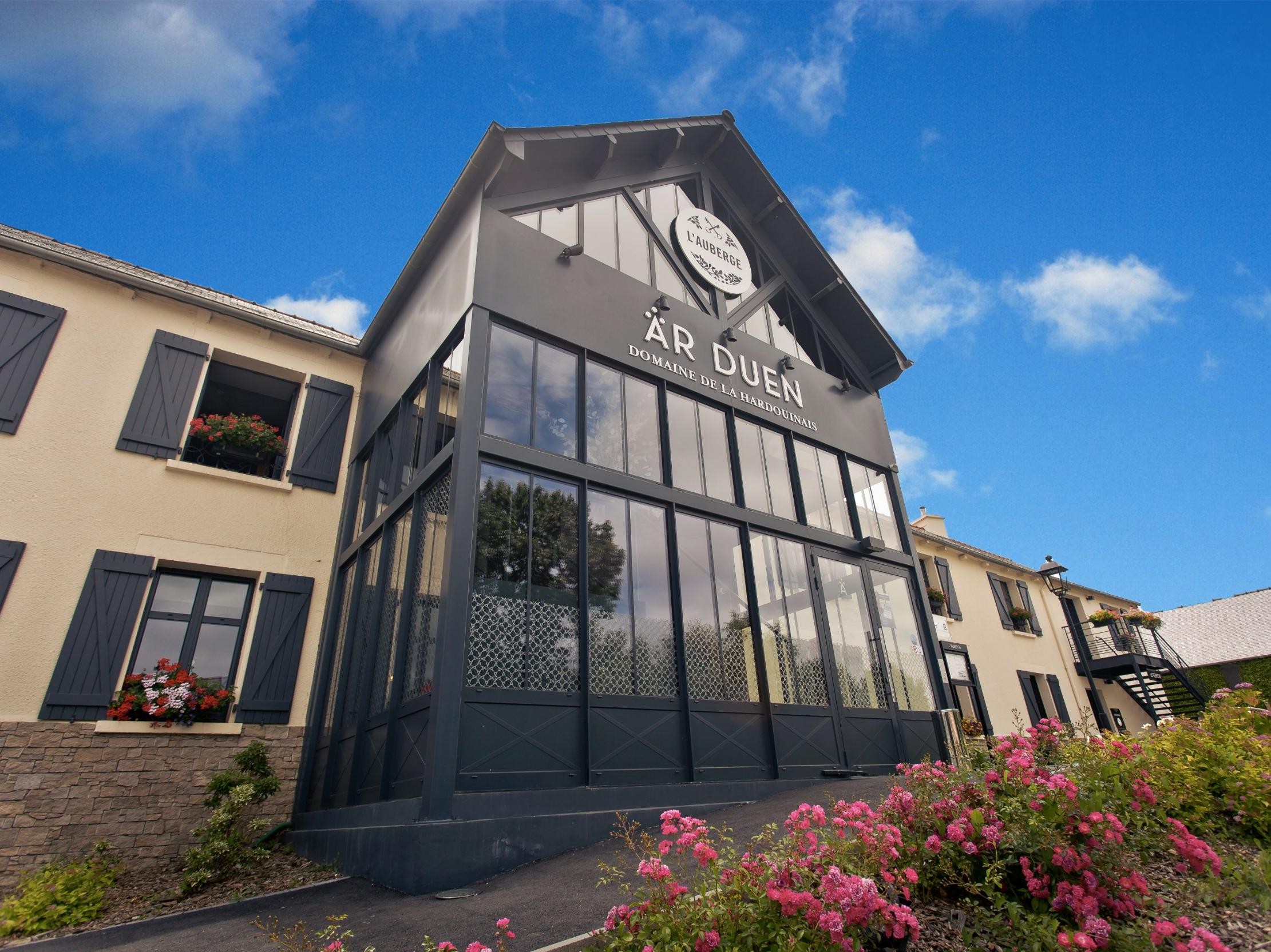 Logis Hôtel De France, Hôtel à Saint-Launeuc