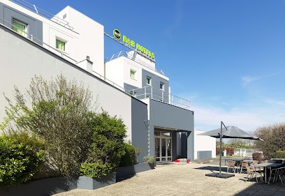 B&B HOTEL Orly Rungis Aéroport 3 étoiles, Hôtel à Rungis