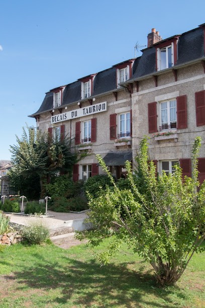 Hôtel Relais Du Taurion (LOGIS), Hôtel à Saint-Priest-Taurion