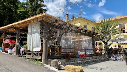 Le Régalivou, Hôtel à Saint-Étienne-de-Tinée